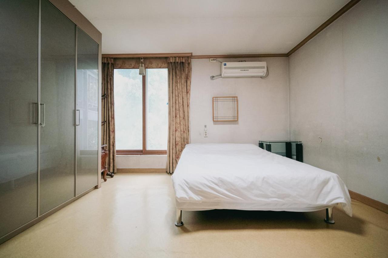 Yeonnam-dong Edge House_honeymoon Yeonnam